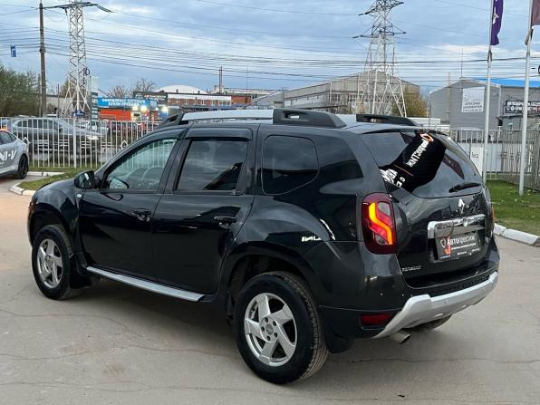 Renault Duster I Рестайлинг с пробегом 2015 года, цена 950 000 рублей, 222300 км, внедорожник, Автокод Объявления