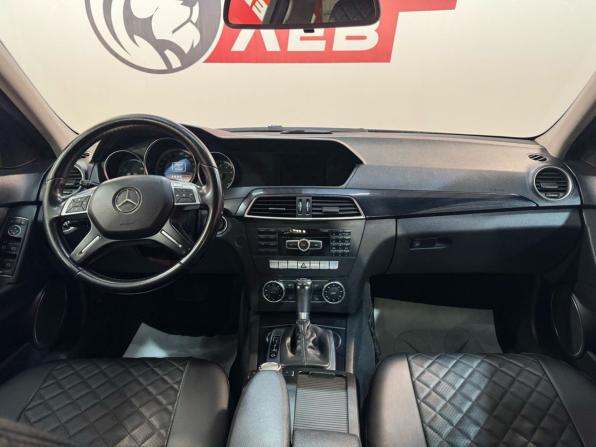 Mercedes-Benz C-Класс III (W204) Рестайлинг с пробегом 2011 года, цена 1 340 000 рублей, 233436 км, седан, Автокод Объявления