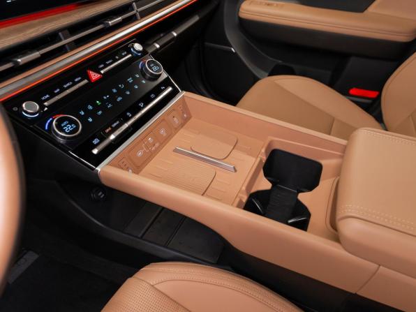 Hyundai Santa Fe V (MX5) с пробегом 2026 года, цена 5 240 000 рублей, 5490 км, внедорожник, Автокод Объявления