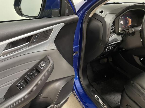 Haval F7x I Рестайлинг с пробегом 2023 года, цена 2 159 000 рублей, 44034 км, внедорожник, Автокод Объявления