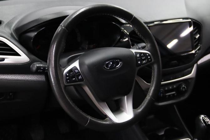 Lada (ВАЗ) Vesta I с пробегом 2021 года, цена 1 165 650 рублей, 55940 км, универсал, Автокод Объявления