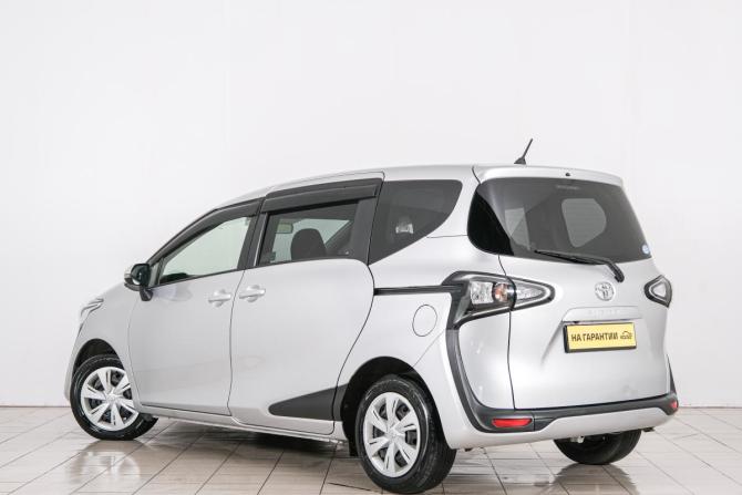 Toyota Sienta II Рестайлинг с пробегом 2019 года, цена 1 329 000 рублей, 109605 км, компактвэн, Автокод Объявления