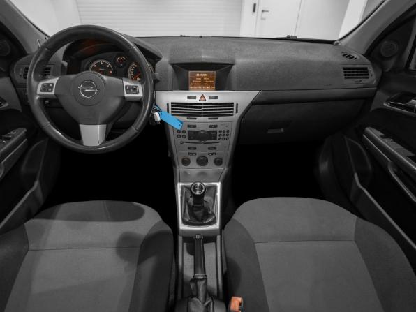 Opel Astra H Рестайлинг с пробегом 2010 года, цена 445 000 рублей, 330152 км, хэтчбек, Автокод Объявления