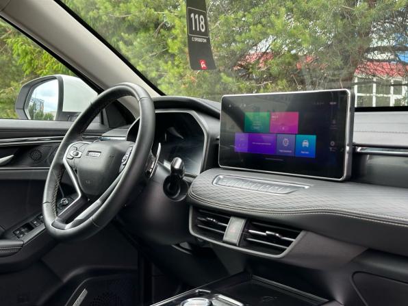 Haval Jolion I с пробегом 2023 года, цена 1 830 000 рублей, 55331 км, внедорожник, Автокод Объявления