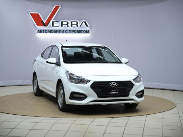 Hyundai Solaris II с пробегом 2018 года, цена 1 050 000 рублей, 161401 км, седан, Автокод Объявления