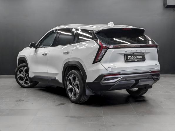 Geely Atlas II с пробегом 2025 года, цена 3 330 000 рублей, 2623 км, внедорожник, Автокод Объявления