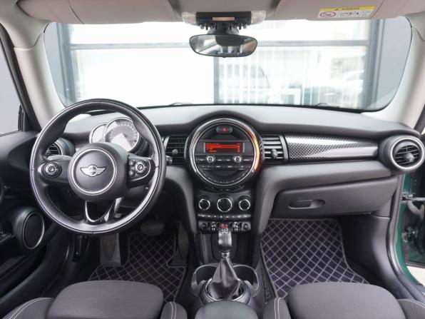 Mini Hatch III (F55/F56) с пробегом 2014 года, цена 1 720 000 рублей, 159227 км, хэтчбек, Автокод Объявления