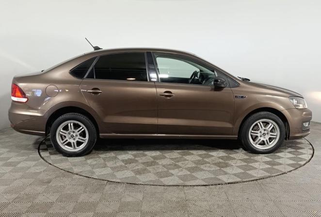 Volkswagen Polo V Рестайлинг с пробегом 2017 года, цена 1 180 000 рублей, 138900 км, седан, Автокод Объявления