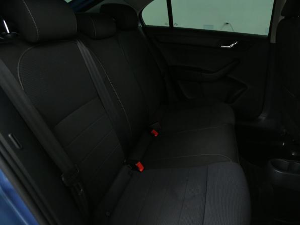 Skoda Rapid I с пробегом 2014 года, цена 683 000 рублей, 258000 км, лифтбек, Автокод Объявления