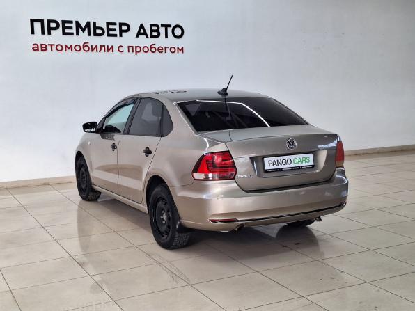 Volkswagen Polo V Рестайлинг с пробегом 2017 года, цена 1 050 000 рублей, 114250 км, седан, Автокод Объявления