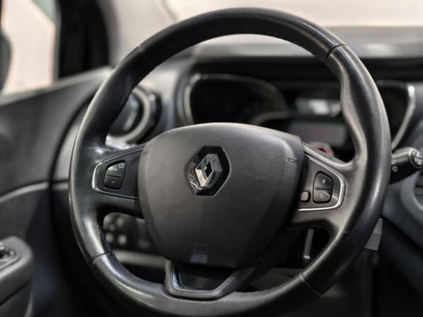 Renault Kaptur I с пробегом 2016 года, цена 1 331 400 рублей, 133200 км, внедорожник, Автокод Объявления