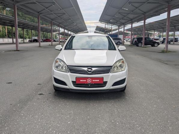 Opel Astra H Рестайлинг с пробегом 2011 года, цена 579 900 рублей, 261000 км, хэтчбек, Автокод Объявления