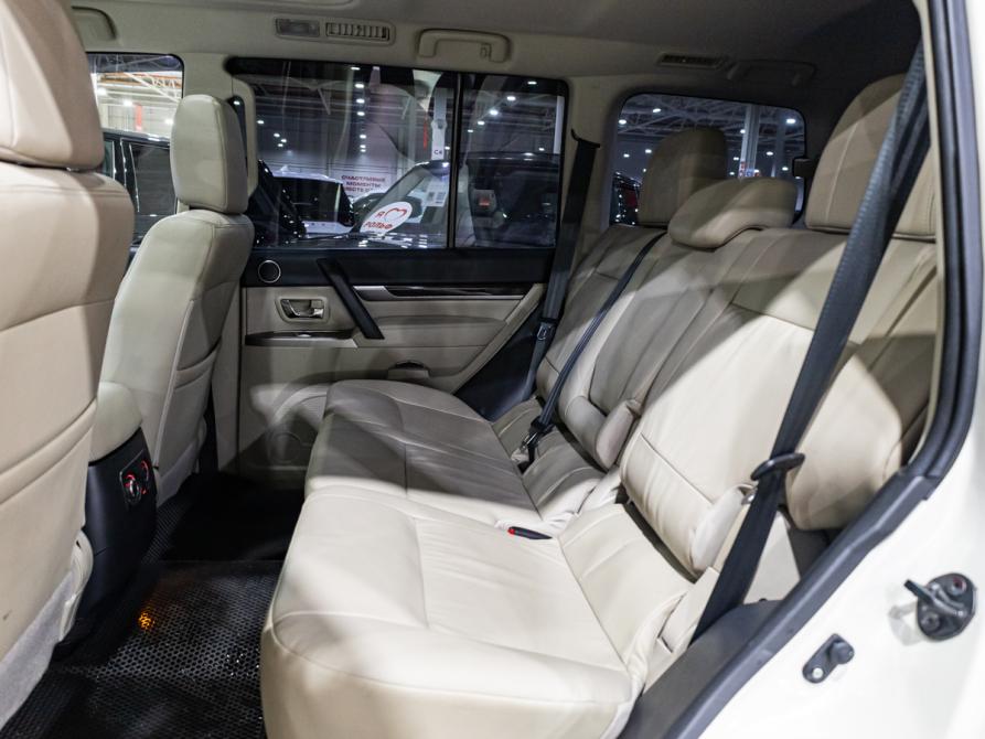 Mitsubishi Pajero IV Рестайлинг 2 Санкт-Петербург  - изображение 19