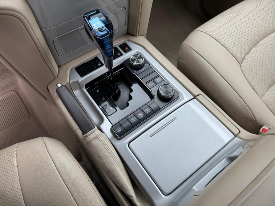 Toyota Land Cruiser 200 Series Рестайлинг 2 Иркутск  - изображение 20