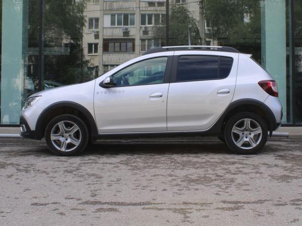 Renault Sandero II Рестайлинг с пробегом 2019 года, цена 1 265 000 рублей, 65654 км, хэтчбек, Автокод Объявления