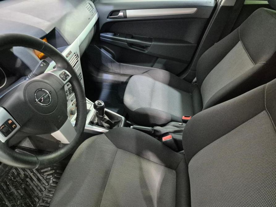 Opel Astra H Рестайлинг Воронеж  - изображение 14