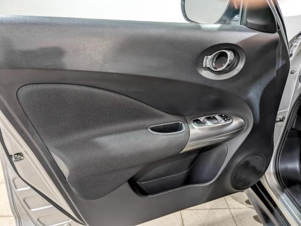 Nissan Juke I с пробегом 2012 года, цена 1 100 000 рублей, 139776 км, внедорожник, Автокод Объявления
