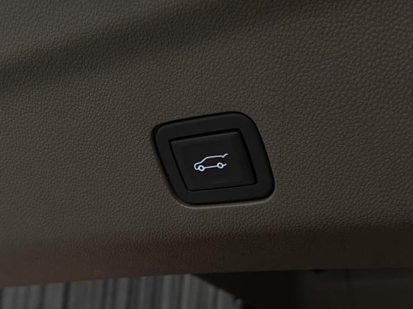 GMC Yukon V с пробегом 2022 года, цена 11 350 000 рублей, 34500 км, внедорожник, Автокод Объявления