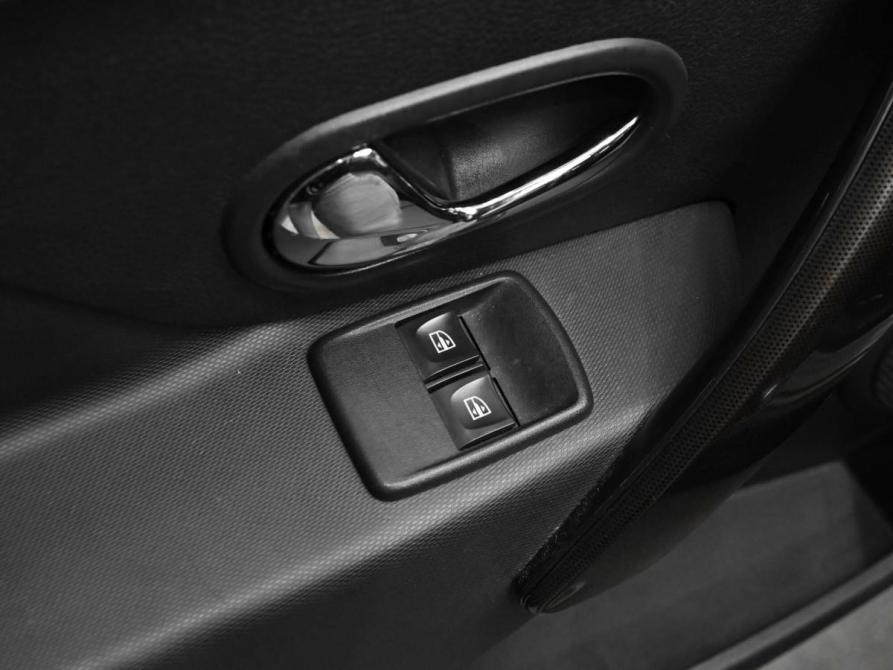 Renault Logan II Рестайлинг Екатеринбург  - изображение 13