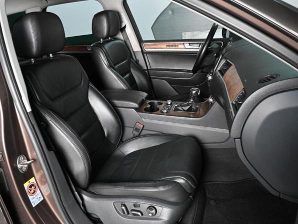 Volkswagen Touareg II с пробегом 2014 года, цена 2 349 000 рублей, 169117 км, внедорожник, Автокод Объявления