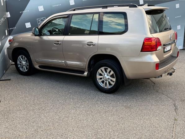 Toyota Land Cruiser 200 Series Рестайлинг 1 с пробегом 2013 года, цена 3 719 000 рублей, 174430 км, внедорожник, Автокод Объявления