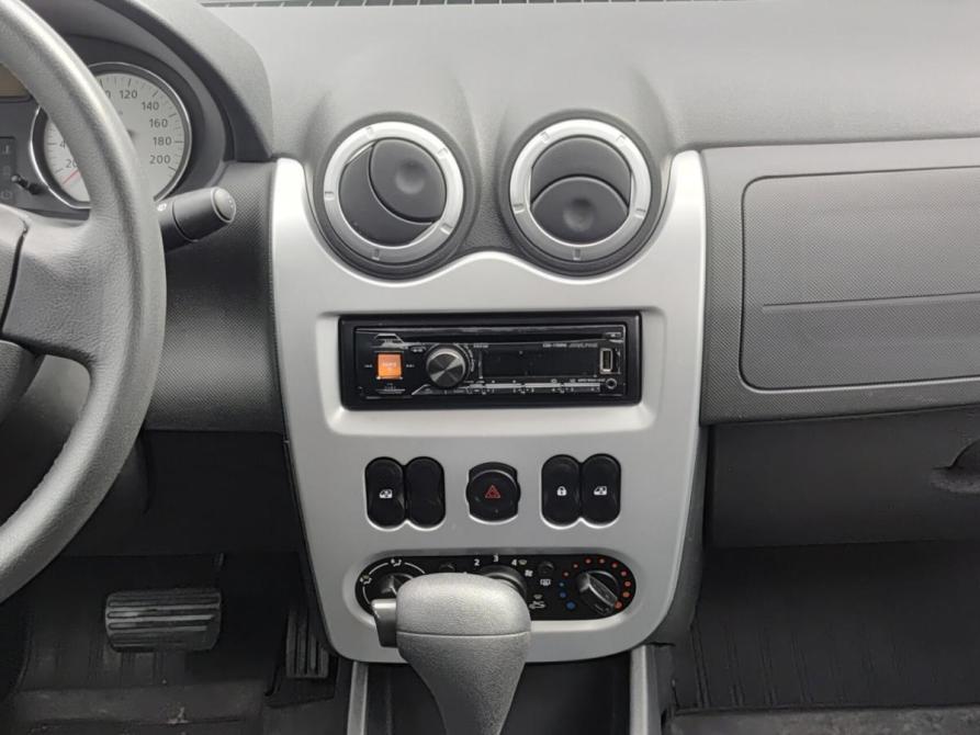 Renault Logan I Рестайлинг Йошкар-Ола  - изображение 18