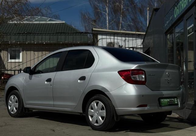 Renault Logan II с пробегом 2018 года, цена 1 049 000 рублей, 84173 км, седан, Автокод Объявления