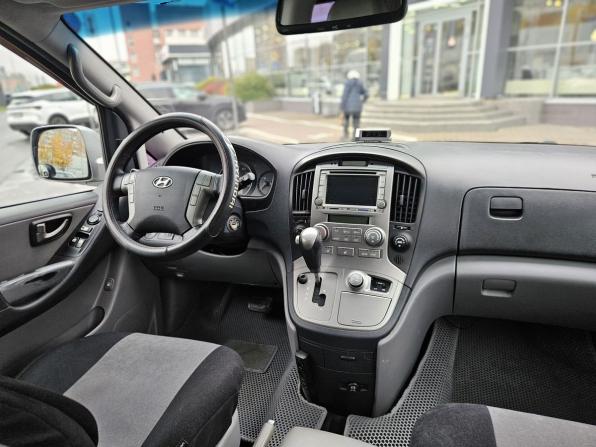 Hyundai Grand Starex I с пробегом 2015 года, цена 2 100 000 рублей, 357083 км, минивэн, Автокод Объявления