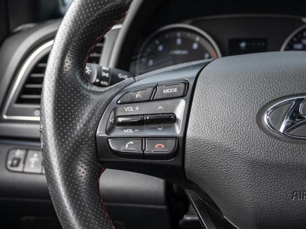 Hyundai Avante VI с пробегом 2018 года, цена 1 575 000 рублей, 113483 км, седан, Автокод Объявления