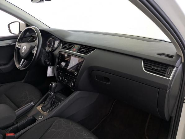 Skoda Octavia III (A7) Рестайлинг с пробегом 2019 года, цена 1 913 500 рублей, 148647 км, лифтбек, Автокод Объявления