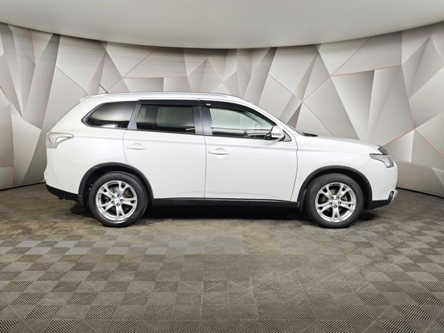 Mitsubishi Outlander III Рестайлинг Москва  - изображение 6