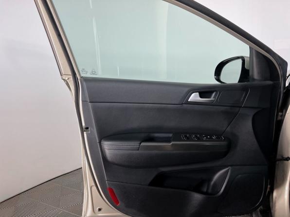 Kia Sportage IV с пробегом 2016 года, цена 1 775 000 рублей, 74000 км, внедорожник, Автокод Объявления