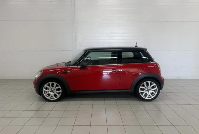 Mini Hatch II (R56) с пробегом 2009 года, цена 1 040 000 рублей, 128355 км, хэтчбек, Автокод Объявления