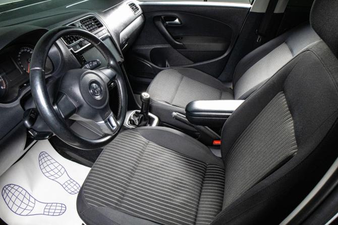 Volkswagen Polo V с пробегом 2011 года, цена 549 000 рублей, 277178 км, седан, Автокод Объявления