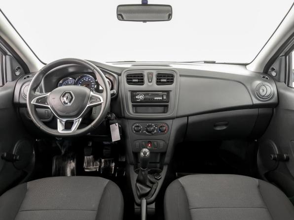 Renault Logan II Рестайлинг с пробегом 2021 года, цена 1 075 000 рублей, 38137 км, седан, Автокод Объявления