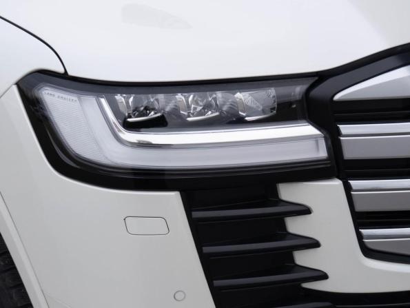 Toyota Land Cruiser 300 Series с пробегом 2022 года, цена 11 700 000 рублей, 17568 км, внедорожник, Автокод Объявления