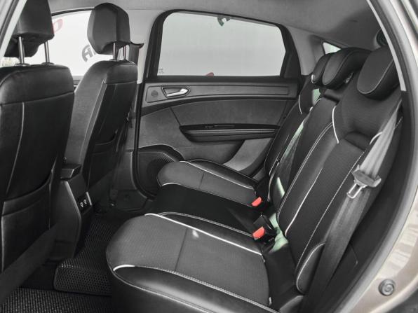 Renault Arkana I с пробегом 2019 года, цена 1 730 000 рублей, 78591 км, внедорожник, Автокод Объявления