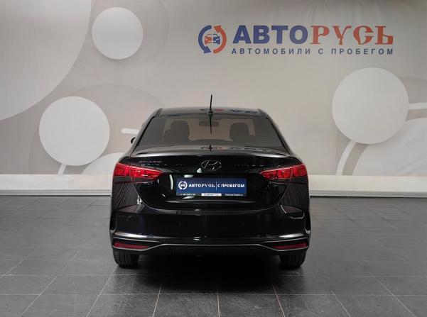 Hyundai Solaris II Рестайлинг с пробегом 2021 года, цена 1 535 000 рублей, 100928 км, седан, Автокод Объявления
