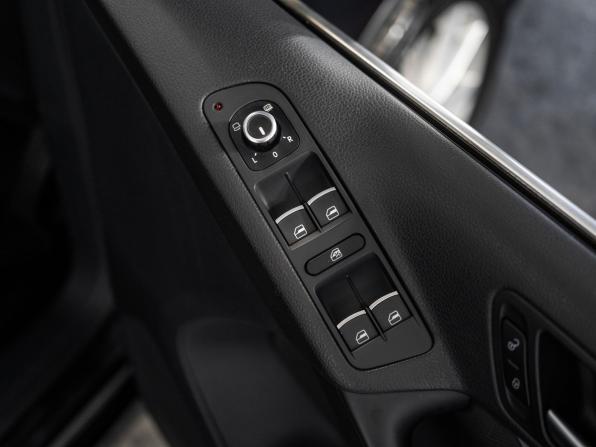 Volkswagen Tiguan I Рестайлинг с пробегом 2013 года, цена 1 100 500 рублей, 150206 км, внедорожник, Автокод Объявления