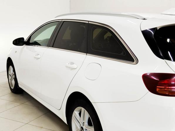 Kia Ceed III с пробегом 2019 года, цена 1 600 000 рублей, 92589 км, универсал, Автокод Объявления