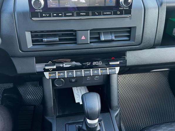Mitsubishi L200 VI с пробегом 2025 года, цена 5 350 000 рублей, 290 км, пикап, Автокод Объявления