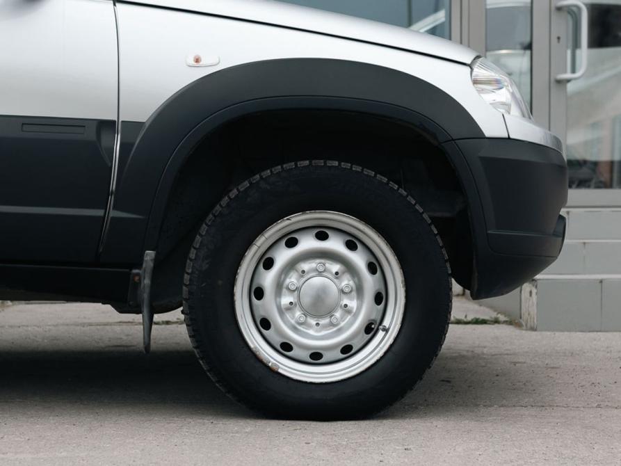 Chevrolet Niva I Рестайлинг Новосибирск  - изображение 9