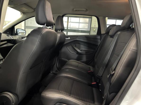 Ford Kuga II Рестайлинг с пробегом 2017 года, цена 1 399 000 рублей, 205113 км, внедорожник, Автокод Объявления