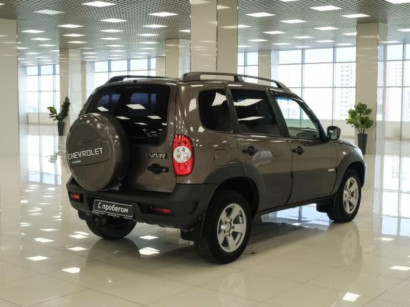 Chevrolet Niva I Рестайлинг с пробегом 2015 года, цена 535 000 рублей, 125046 км, внедорожник, Автокод Объявления