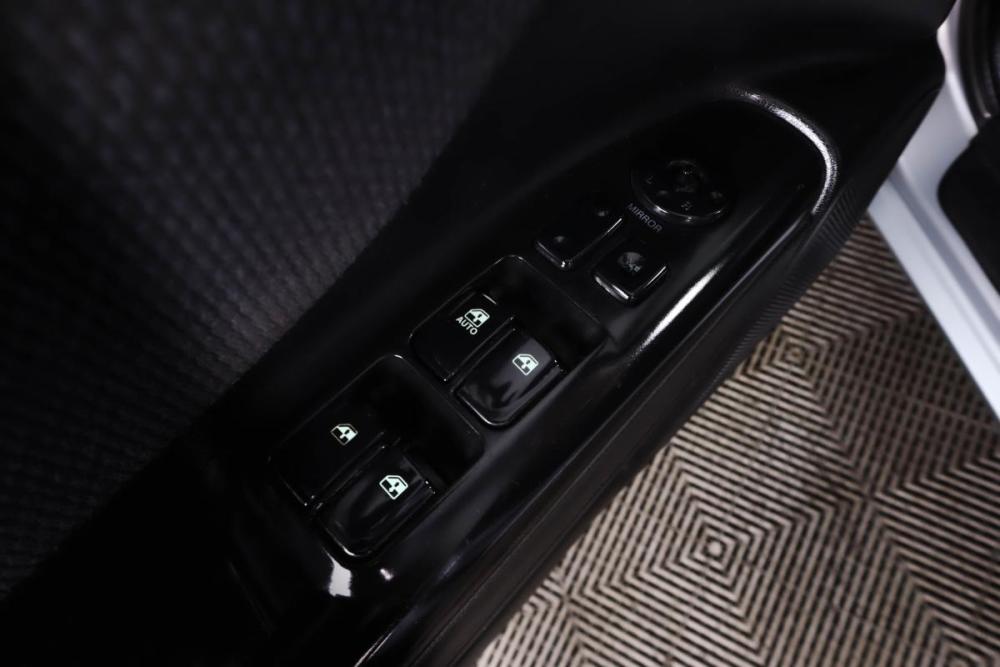 Hyundai Sonata V (NF) Пермь  - изображение 23