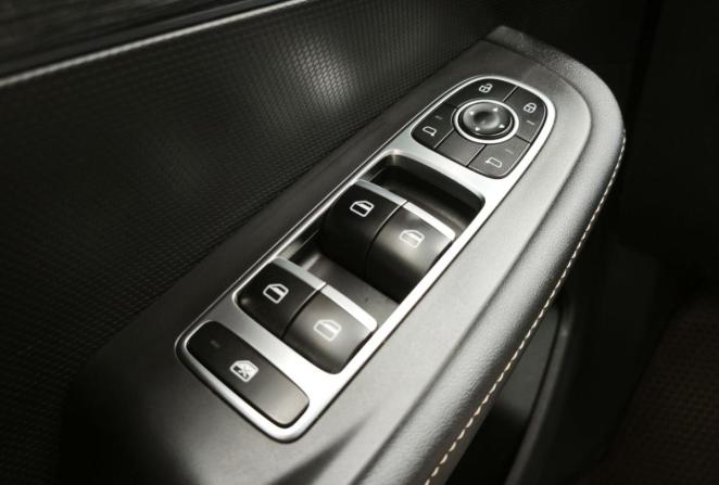Omoda C5 I с пробегом 2022 года, цена 1 649 000 рублей, 71387 км, внедорожник, Автокод Объявления