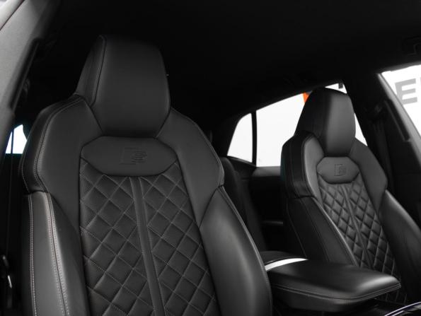 Audi Q8 I (4M) с пробегом 2020 года, цена 7 829 000 рублей, 113100 км, внедорожник, Автокод Объявления