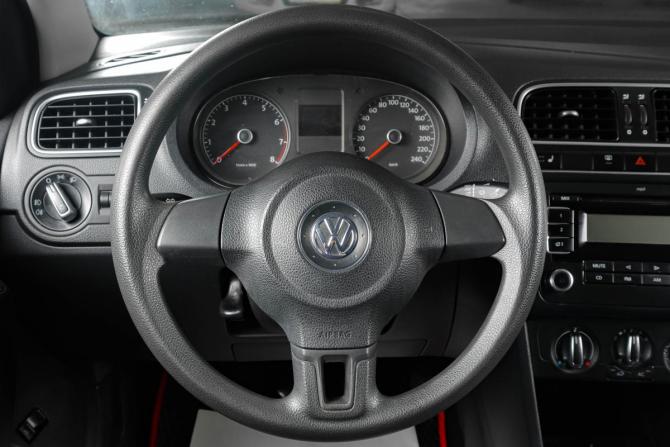 Volkswagen Polo V с пробегом 2011 года, цена 699 000 рублей, 248000 км, седан, Автокод Объявления