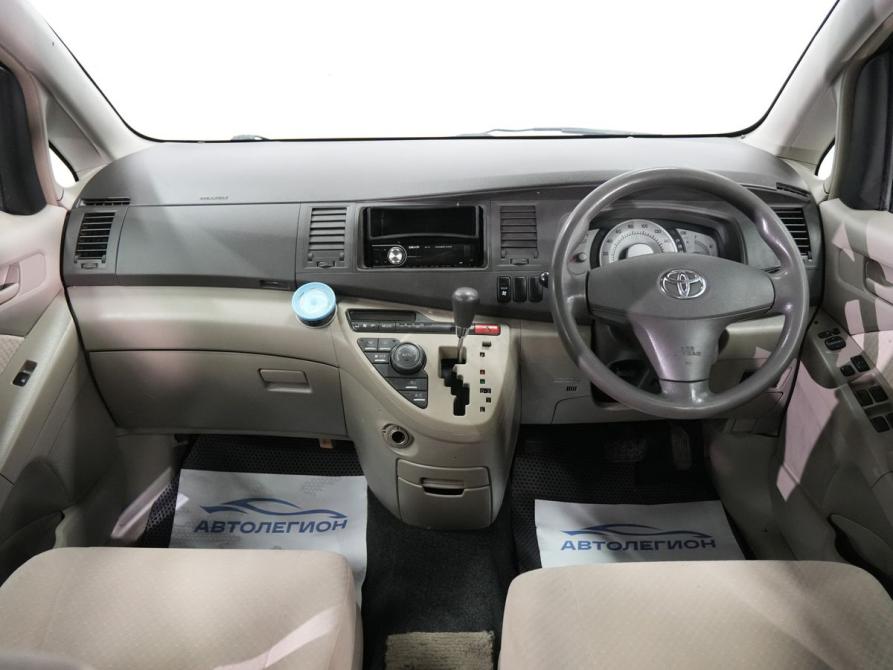 Toyota ISis I Новосибирск  - изображение 11