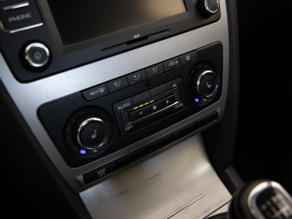 Skoda Octavia II (A5) Рестайлинг с пробегом 2012 года, цена 599 000 рублей, 206396 км, лифтбек, Автокод Объявления